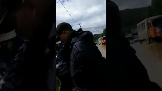 П.Светлая Приморского края в воде очередной раз(3) смотреть онлайн