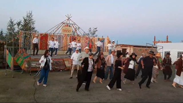 "Үҥкүүлүүр Туймаада хочото" дискотека💃🏻🕺💃🏻🕺💃🏻🕺 смотреть онлайн