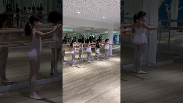 Danza Clásica Niñas. Método Vadim.