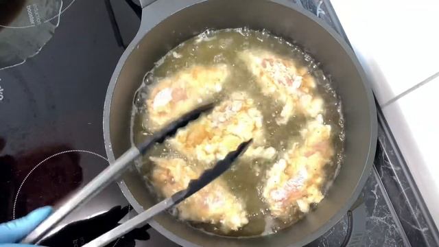 Куриные Стрипсы Как в KFC / Хрустящая Курочка как в KFC! Самый Быстрый Рецепт!!! смотреть онлайн