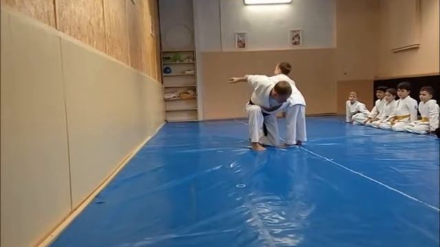 4 кю 23 техника Рете дори Тенчин Кири Отоши смотреть онлайн