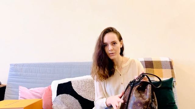 Обзор рюкзака Louis Vuitton MONTSOURIS PM смотреть онлайн