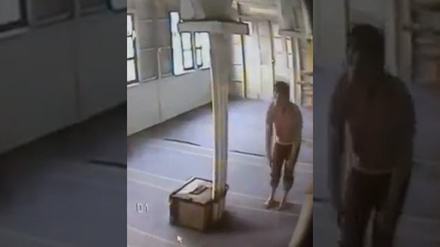 Вор в мечете. АстахфируЛлах. смотреть онлайн