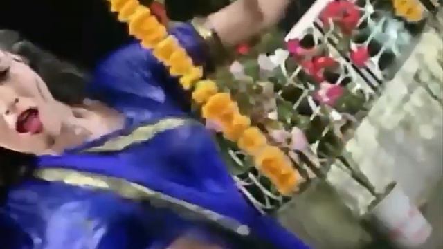 Rituparna Sengupta's amazing belly dance смотреть онлайн