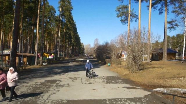 Чистим Skatepark и катаемся на бэмиксах (bmx)