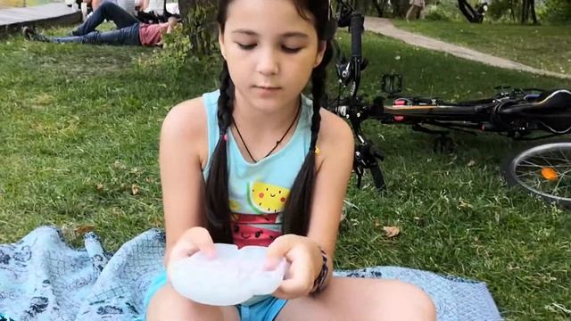 ОСЬМИНОГ-ВЫВЕРНУШКА И ПОПыТ, КОТОРЫЙ МЕНЯЕТ ЦВЕТ НА СОЛНЦЕ ☀️ смотреть онлайн