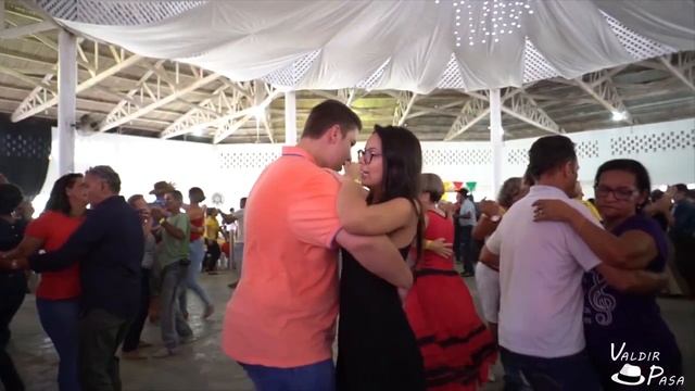 Valdir Pasa - Tango em Itapejara do oeste PR смотреть онлайн