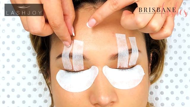 Speed Lashing Techniques Using Tape for Eyelash Extension Application Tutorial смотреть онлайн