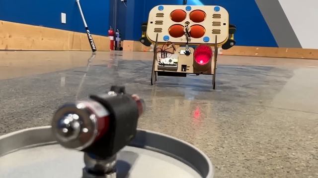 Invisible Laser Trap Pranks YouTube’s CEO смотреть онлайн