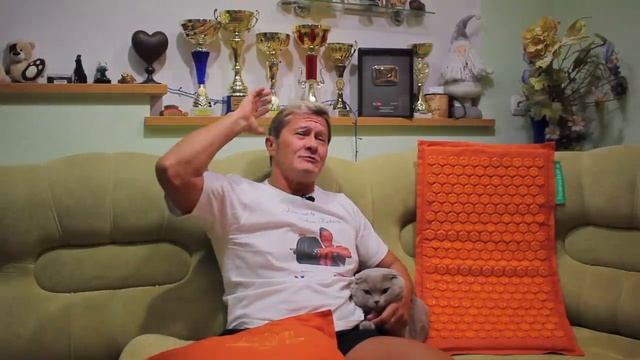 Массаж для спортсменов. Пробуем массажный коврик Pranamat ECO и подушку Pranapillow. смотреть онлайн