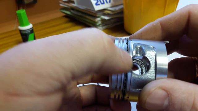 Установка поршневых колец китайский мотоцикл мопед Alpha Delta