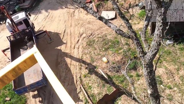 Высотные работы. Обрезка веток и подъём на максимальную высоту. смотреть онлайн