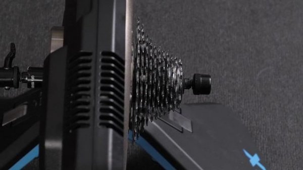 Support: Standard Bike Installation on a Tacx® NEO 2T