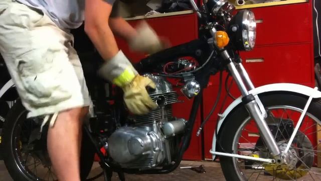 Honda CB350 Engine Removal