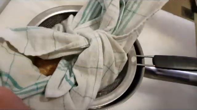 Tomato Consomme- Clear Soup Recipe/Clear Tomato Soup/Tomato Based Gazpacho