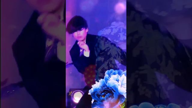 Taehyung*Мелодия дождя* Саксофон смотреть онлайн
