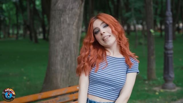 Tiffany - I Think We're Alone Now; cover by Andreea Munteanu 4K смотреть онлайн