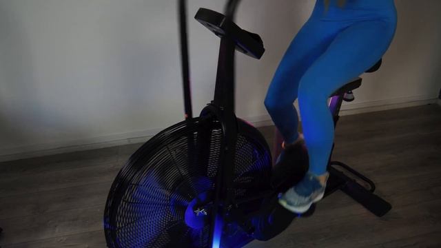 Аэробайки Bronze Gym A800M Pro и A900M Pro смотреть онлайн