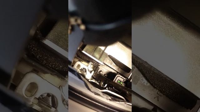 Nissan cube 2009 stuck trunk how to open смотреть онлайн