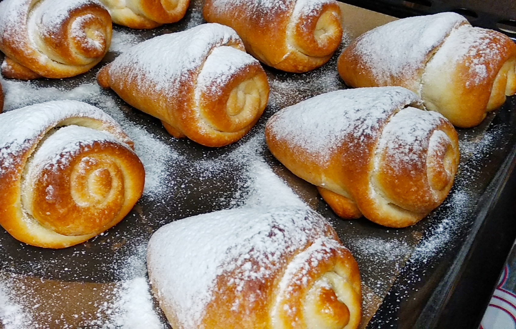 Сахарные булочки "Комета". Очень вкусное тесто и очень лёгкий рецепт. смотреть онлайн