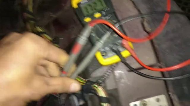 Audi A4 B5 помилка 00290, датчик ABS задній лівий, провірка та ремонт... смотреть онлайн