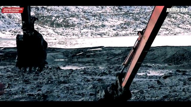 Экскаваторы чистят пруд в Широкой даче смотреть онлайн