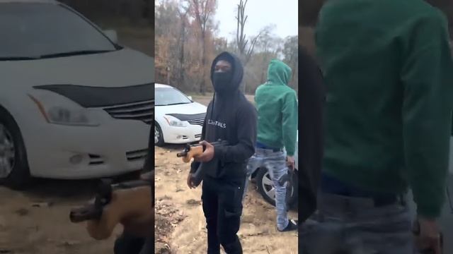 Micro Draco vs Hellpup vs Ak47 (mag dump) смотреть онлайн