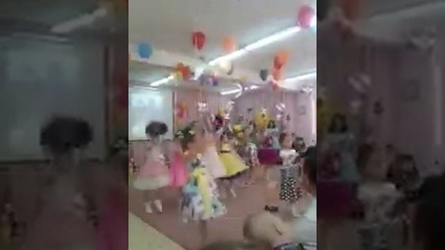 Выпускной. Стиляги смотреть онлайн