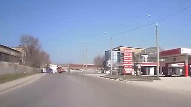в Шымкенте перевернулась бетономешалка 01.03.2015 смотреть онлайн