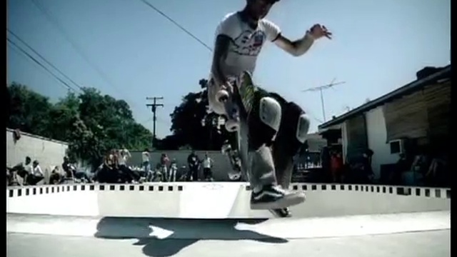 P.O.D. - Alive - Satellite (HD) 2001