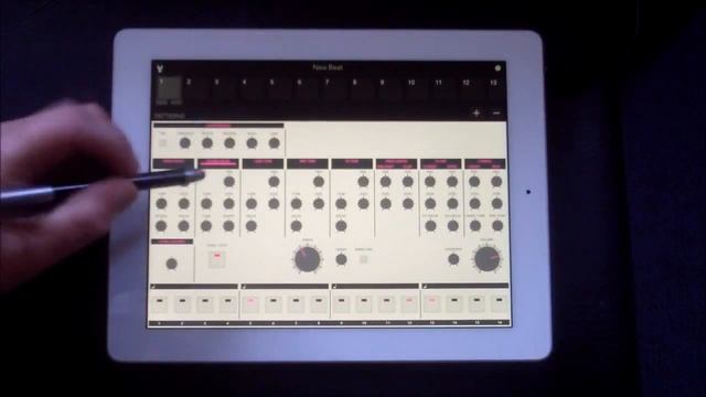 Boom 909 from Pulse Code, Demo and Tutorial for iPad смотреть онлайн