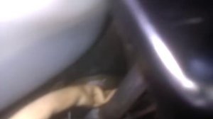 Скутер заводится и глохнет.