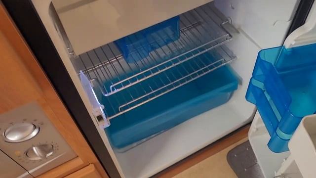 Обзор шикарного дома на колёсах Fendt 490 Германия 2007 г с кроватью смотреть онлайн