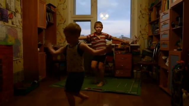 Танцы под осеннюю музыку смотреть онлайн