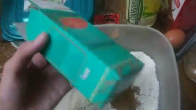 Шоколадный кекс в микроволновке за 3 минуты. смотреть онлайн