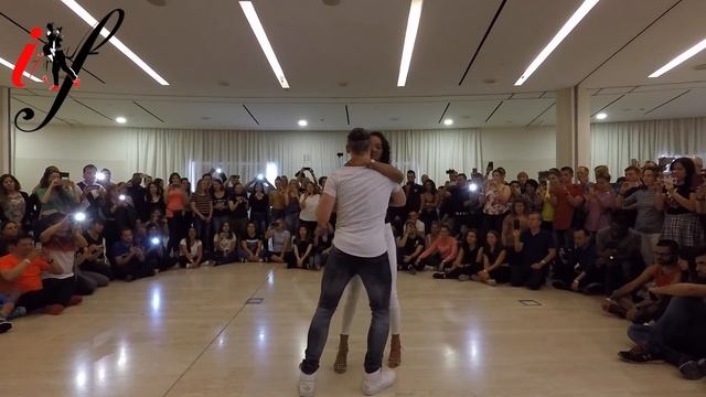 Kizomba Isabelle and Felicien * Acerta - Jennifer Dias ft. Mika Mendes смотреть онлайн