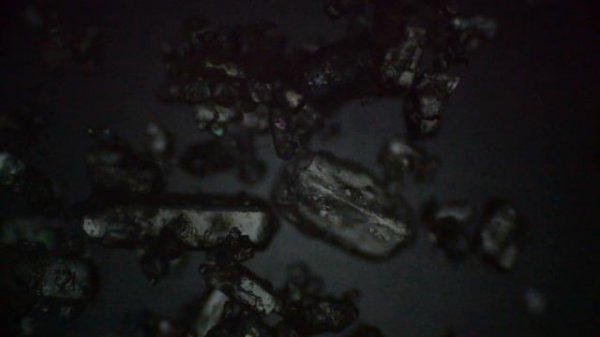 Upgrading a Cheap Microscope Lets You See Rainbows! - Polarized Light Mod [Knb8LzGmh6E]