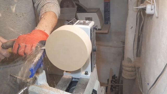 Как зарабатывать на токарном станке. Конфетница (How to make money on a lathe. Candy Bowl) смотреть онлайн