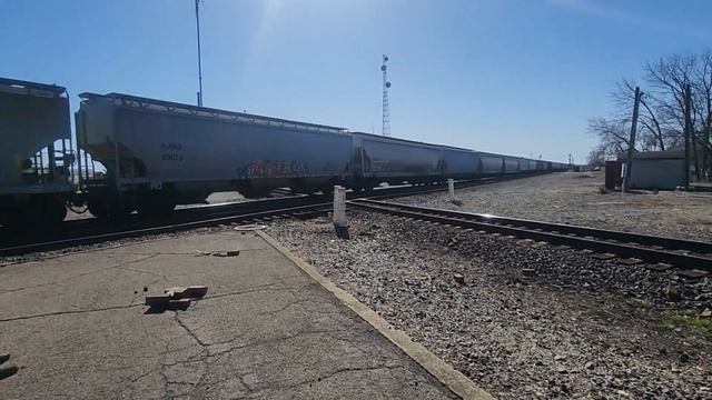 3/13/24 BNSF Stacker, CSX #6 engine having issues, Death Star 1000 & Amtrak plus more! #railfanning смотреть онлайн