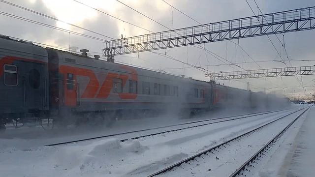 Электровоз ЭП2К-104 с поездом Абакан-Москва (№067ы) смотреть онлайн