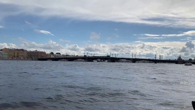 Москва - Питер на лодке Волжанка 50 фиш часть 5. Мы в Питере. Приняла полиция. смотреть онлайн