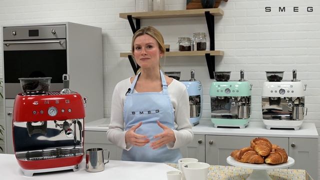 Introducing the Smeg Espresso Coffee Machine with Grinder | EGF03 смотреть онлайн