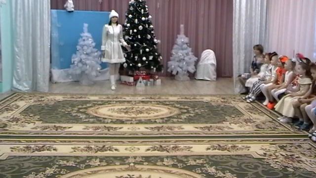 Новогодний утренник в группе "Румяные щечки" смотреть онлайн