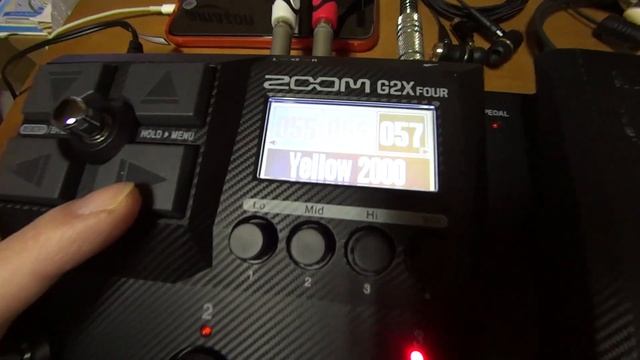 Zoom G2X Four MultiEffects Processors смотреть онлайн