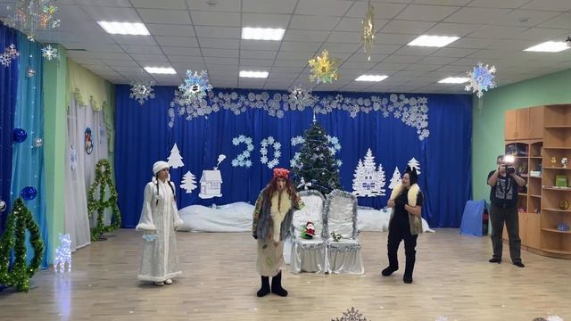 Детский сад "Сказка". Новогодний утренник смотреть онлайн
