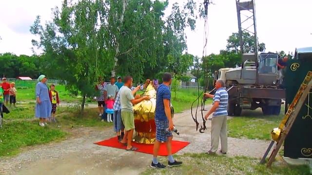 Установка купола и креста на храме. 24.06.2017 смотреть онлайн