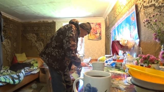 КОСИМ ТРАВУ У АННУШКИ?ВЫЛЕЧИЛИ ЗАРАЖЕННУЮ НОГУ БАБУШКЕ/БАБУШКА ОКАЗАЛАСЬ ОЧЕНЬ ГОСТЕПРИИМНАЯ смотреть онлайн