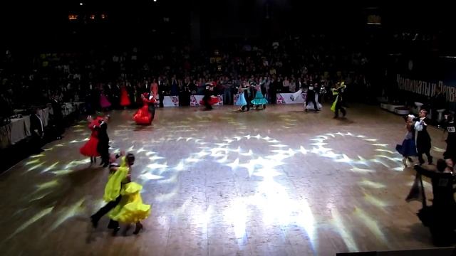 Квикстеп (1) (Юниоры-2, ST) 1\8 финала Первенство Санкт-Петербурга 18.01.2020 смотреть онлайн