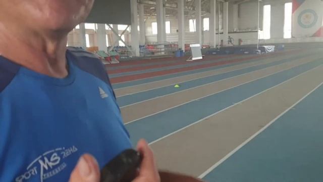 КРУГЛИКОВ АН, ФИЗКУЛЬТУРА бег на средние дистанции смотреть онлайн