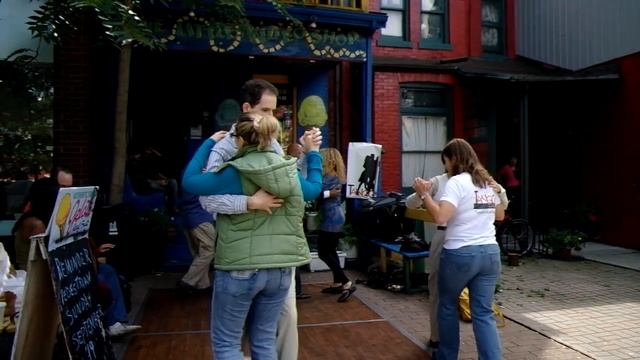 Baldwin Village Tango (and a little salsa) смотреть онлайн